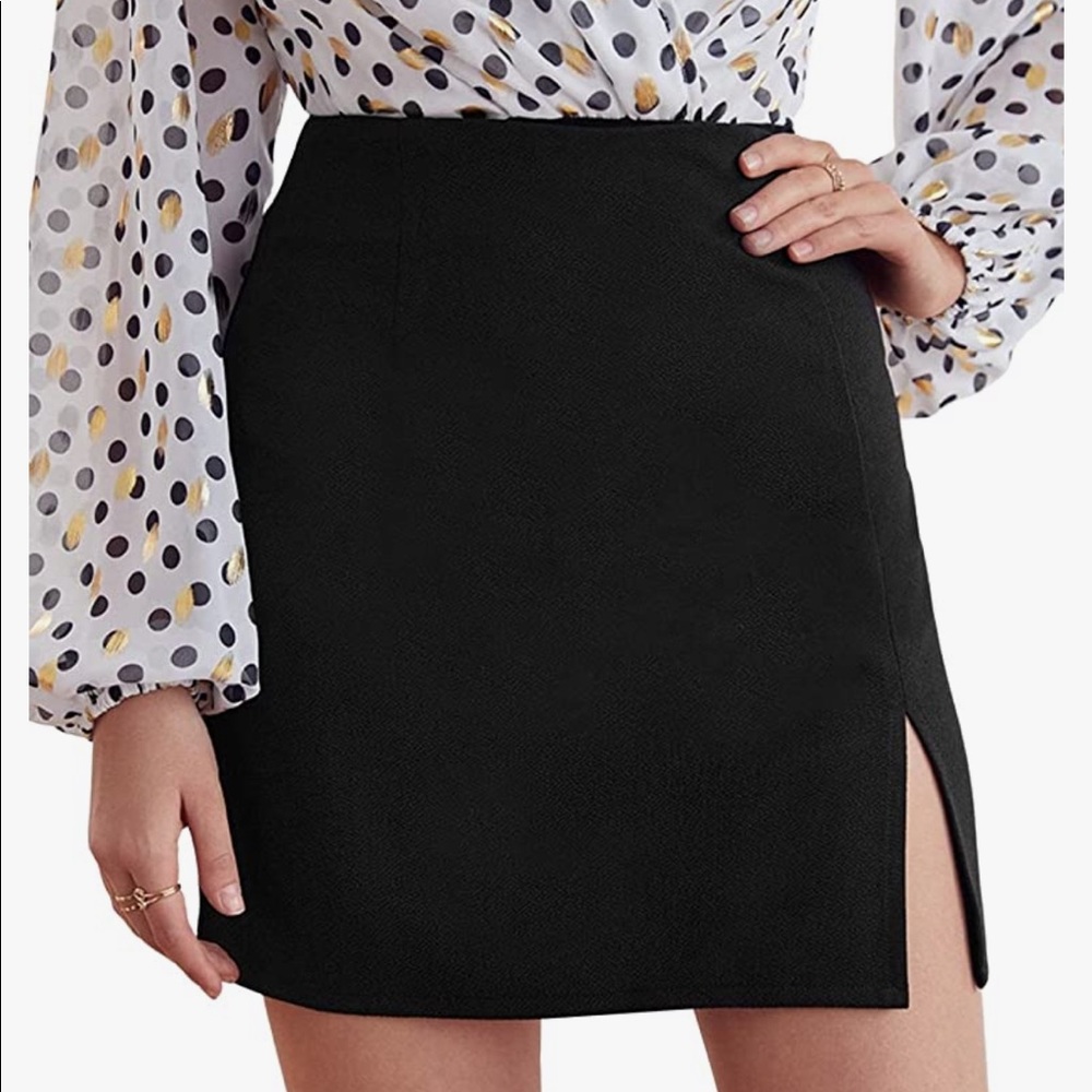 Women’s Split Hem Black Skirt